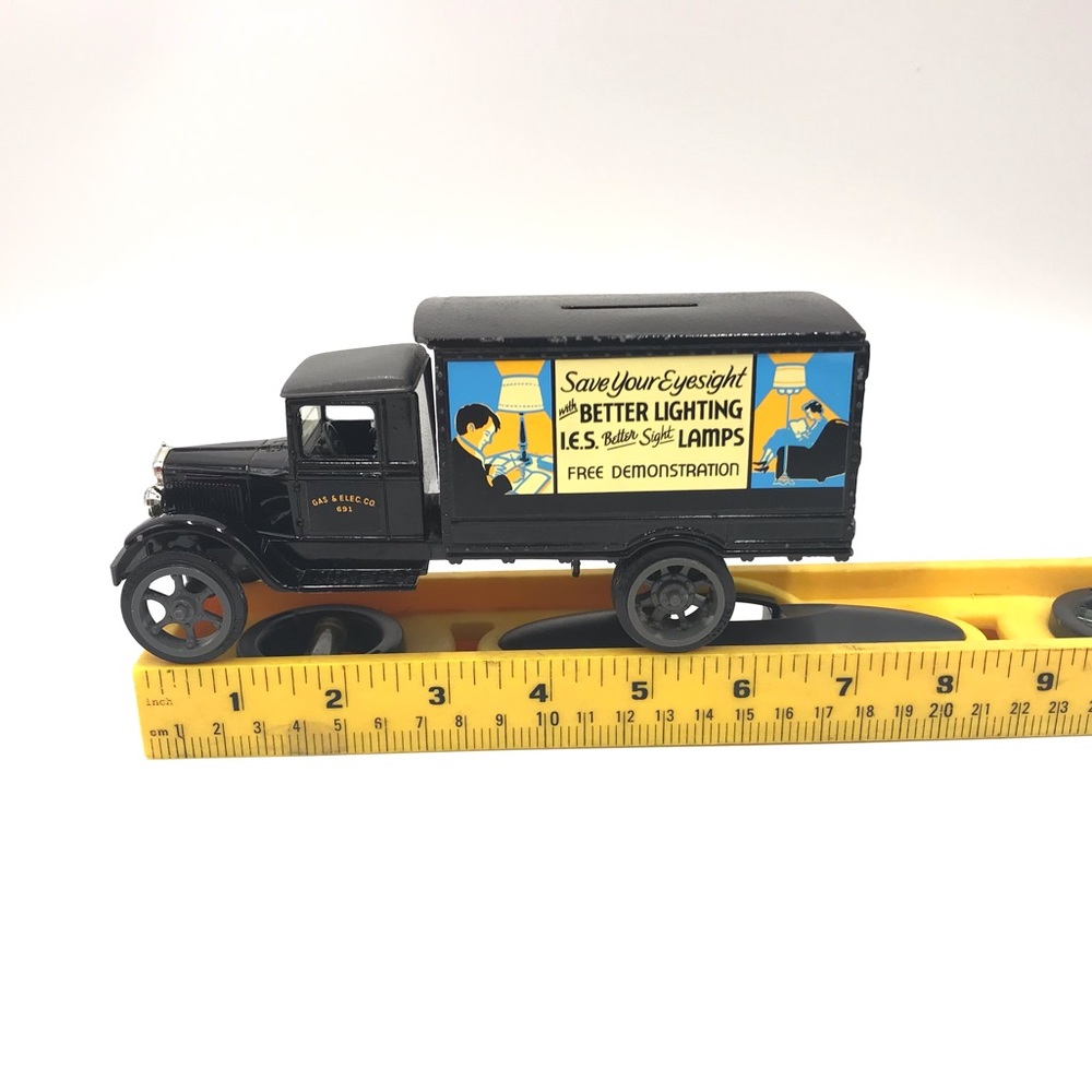 Vintage ERTL 1931 Hawkeye Diecast Bank I.E.S Better Slight Lamps Advertising - Picture 6 of 13